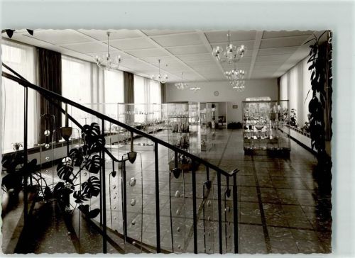 W3524 Immenhausen , Hess Glashütte Glasmuseum Glaskunst Vitrinen Glasbläser FOTO KEINE AK