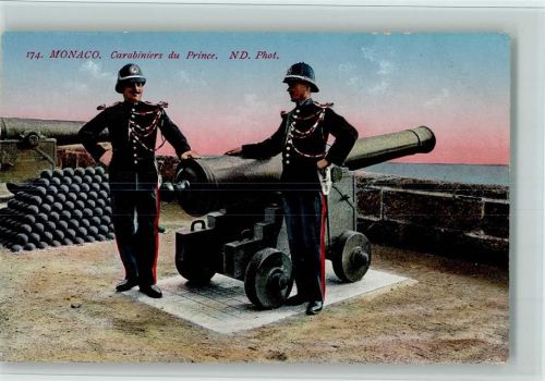 Uniformen - 174 Carabiniers du Prince an der Kanone , gute Erhaltung