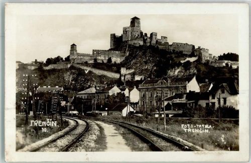 Trencin Burg Bahngleise