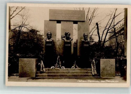 Wien Denkmal der Republik Jakob Neumann Victor Adler Ferdinand Hanusch