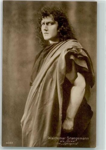 Berlin Mitte Staegemann/Stägemann als Orest in Iphigenia Theater Schauspieler