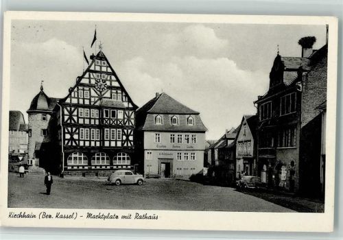 Kirchhain Marktplatz mit Rathaus Fachwerkhaus