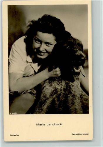A 3209-1 Maria Landrock mit Hund
