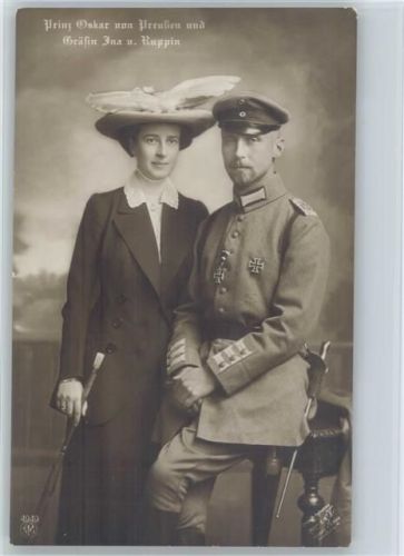 Prinz Oskar mit Eisernes Kreuz mit Gemahlin , Nr. 4949 NPG