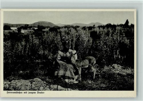 Hereomädchen mit jungen Deuker - Volkstypen Foto AK Deutsch Südwest-Afrika - Deutschland braucht Kolonien