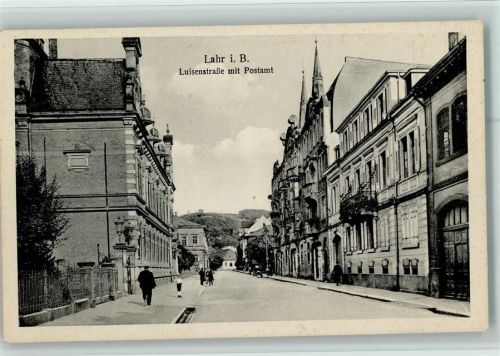 W7630 Lahr , Schwarzwald Luisenstraße mit Postamt Postamt
