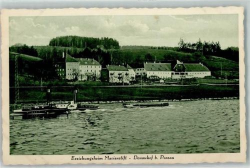 Donauhof Erziehungsheim Marienstift Seitenradschleppdampfer