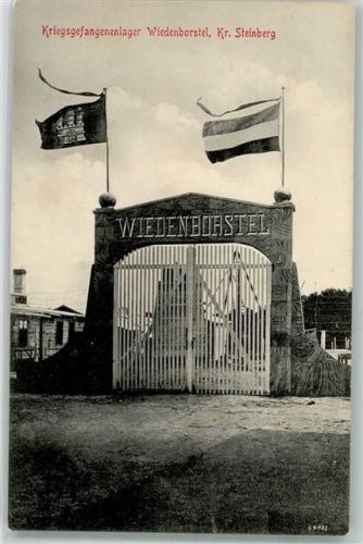 Wiedenborstel Kriegsgefangenlager Wiedeborstel Eingangstor Fahnen Sammlung Lachmund