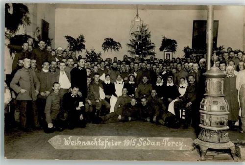 Sedan Weihnachtsfeier 1915 Soldaten Rotes Kreuz Krankenschwestern Ofen