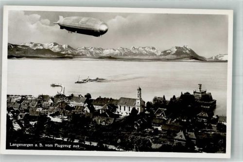 Langenargen Fliegeraufnahme Zeppelin-Luftschiff über dem Bodensee Bodenseedampfer