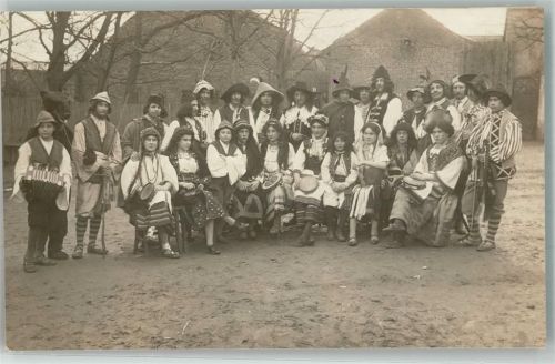 97340 W8713 Marktbreit 1913 - Theatergeuppe m. Bärenführer Akkordeon Ort lt. Stempel