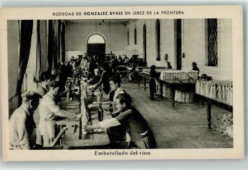 La Frontera Bodegas de Gonzalez Byass en Jerez Embotellado del Vino