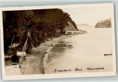 Stavbles Bay Strand Palmen Ruderboot