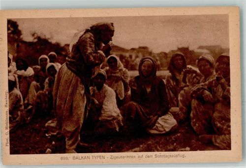 Photo Miehlmann, Hamburg Nr. 899 Balkan Typen - Zigeuner Sonntagsausflug AK Zigeuner 1918