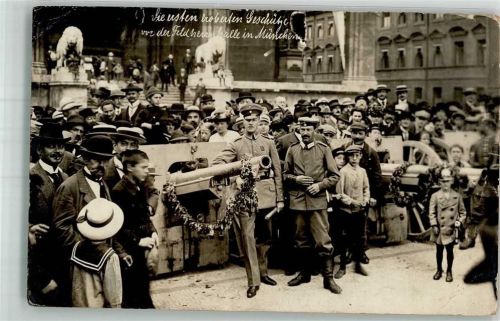 W8000 München Eroberte Geschütze vor der Feldherrnhalle Artillerie WK I 1914 Gebrauchsspuren