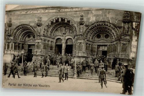 Vouziers 1915 Feldpost WK I Nr. 49 Portal der Kirche Uniform Soldaten