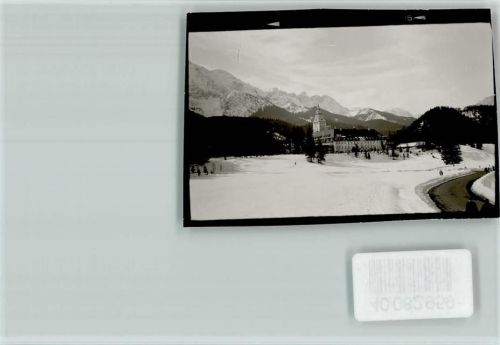 Klais Verschneite Berge