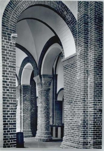 Bad Segeberg St. Marien Blick aus dem südlichen Seitenschiff in das Hauptschiff