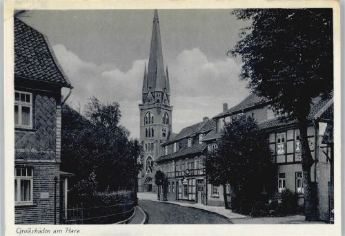 Rhüden Kirche Straße Baum Uhr