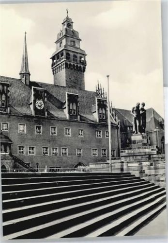 06712 O4900 Zeitz , Elster - Rathaus, OdF-Denkmal, Friedesplatz