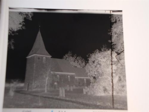 Hassel Kirche, Negativ