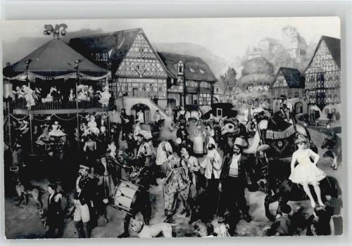 96515 O6400 Sonneberg , Thür 1950 - Foto AK Spielzeugmuseum Weltausstellungsgruppe 1910 für Brüssel Thüringer Kirmes
