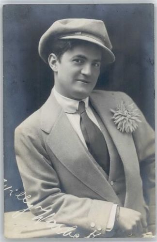 Warbett, Willy