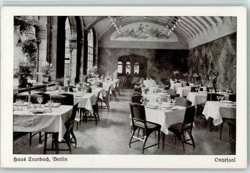 Berlin Mitte Haus Trarbach Innenaufnahme Saal