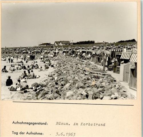 Büsum Am Korbstrand Foto montiert auf Karton