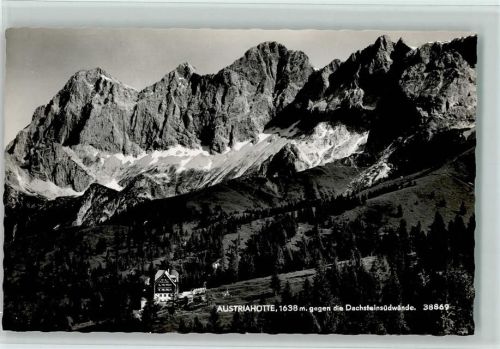 Austriahütte Austriahütte gegen die Dachsteinsüdwände