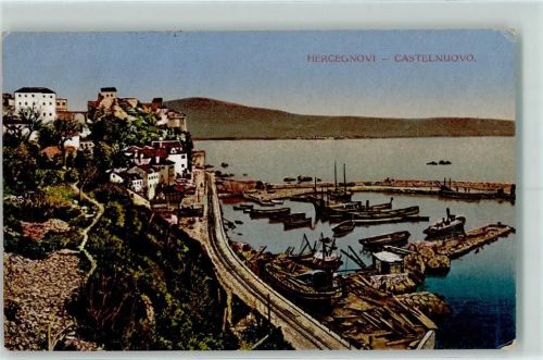 Castelnuovo Hafen Schiffe