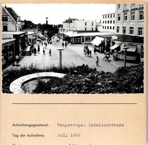 Wangerooge Zedeliusstraße Foto montiert auf Karton