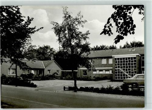 Breklum Rückseite mit Abschürfungen und Kleberesten Bahnsen-Haus
