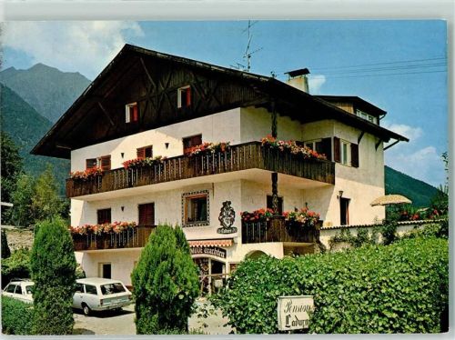 Dorf Tirol Pension Garni Ladurn