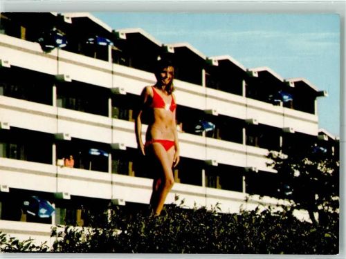 Schönberg Junge Frau im Bikini