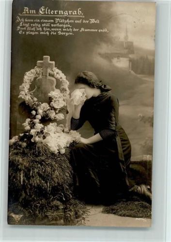 Am Elterngrab - Fotoverlag BNK Serie 34014-1 , gute Erhaltung Trauer 1914 Foto AK