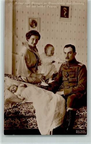 Ernst August mit Familie, gute Erhaltung AK