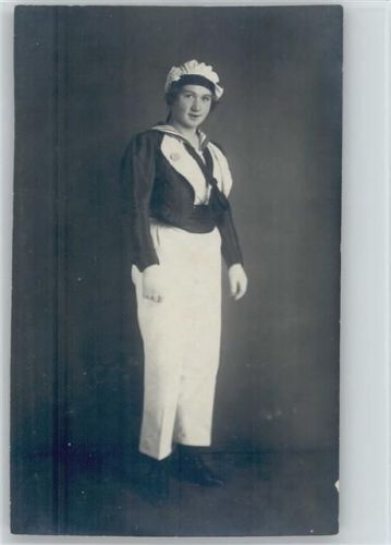 1923 F privat Foto AK Kostüm