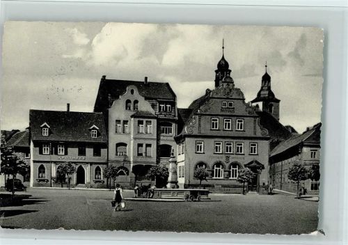 Rodach Markt mit Rathaus Apotheke Brunnen