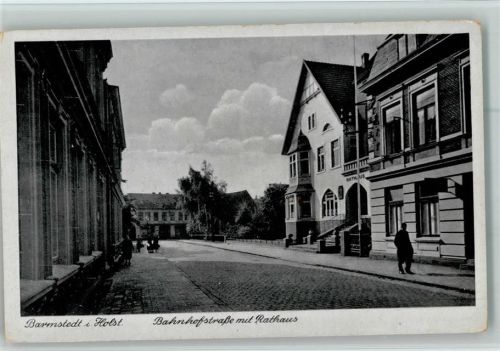 Barmstedt Bahnhofstraße mit Rathaus
