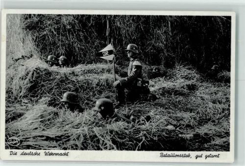 1939 Bataillonsstab gut getarnt im Heu AK