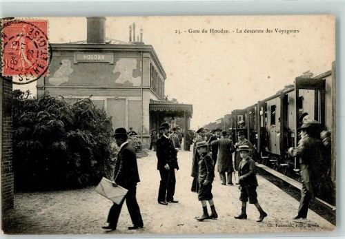 Houdan 1906 Gare de Houdan La descente des Voyageurs