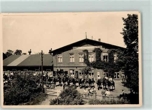 Surendorf Gasthof Zum Deutschen Heim Reiter Ringreiten Foto-AK Scheerenhagen Ort handschriftlich