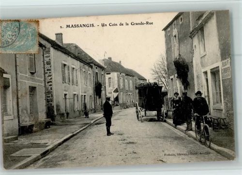 Massangis Un Coin de la Grande Rue Fahrrad Kutsche