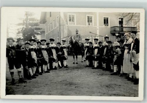 Grassau Trachtengruppe Reiter Foto AK Ort handschriftlich