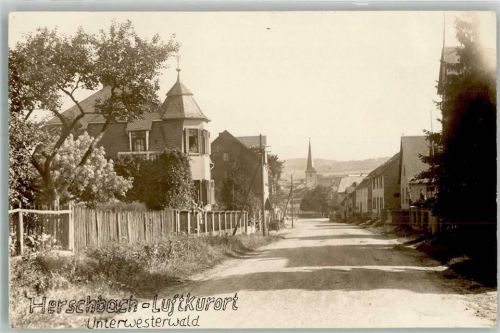 56249 W5419 Herschbach b Selters, Westerwald - Dorfstraße Pfarrkirche St. Anna Bahnpost Zug 3875