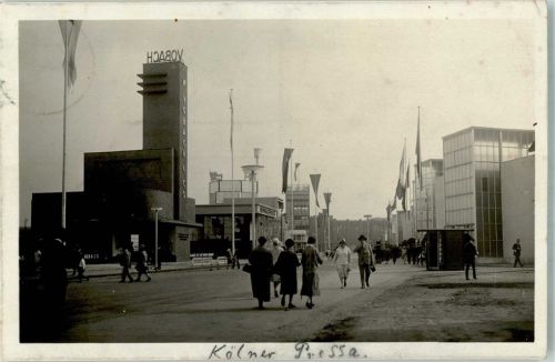 Köln Deutz 105 Die Pressa Zeitungsstrasse