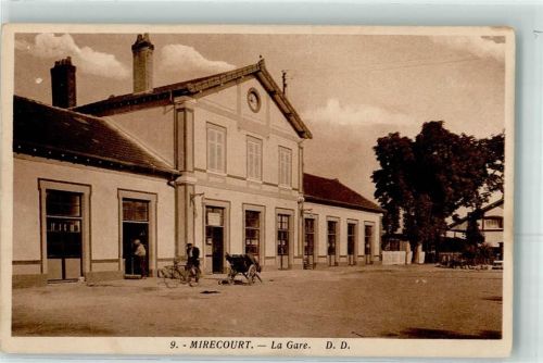 Mirecourt La Gare Bahnhof Uhr Mann Fahrrad