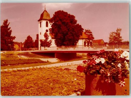 Borchen Brücke an der Kirche