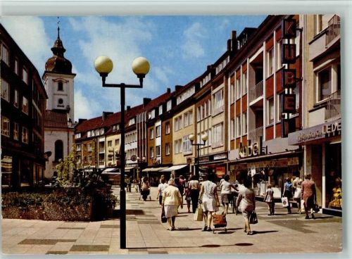 Dinslaken Duisburger Strasse und Stadtkirche
